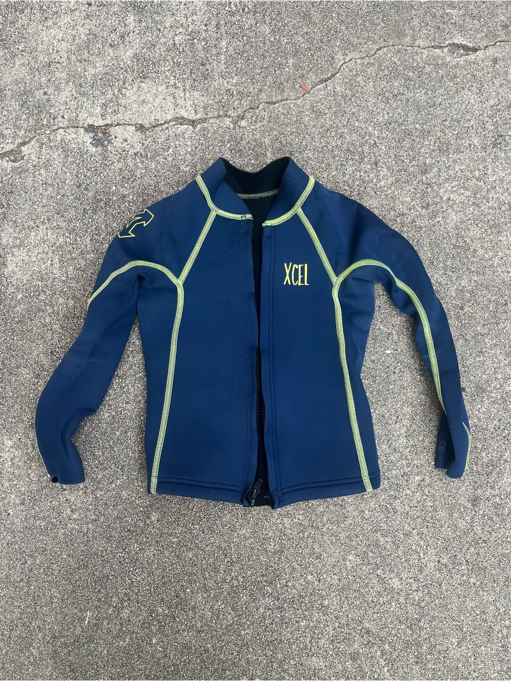 Xcel Youth Wetsuit Jacket Kids Size 4